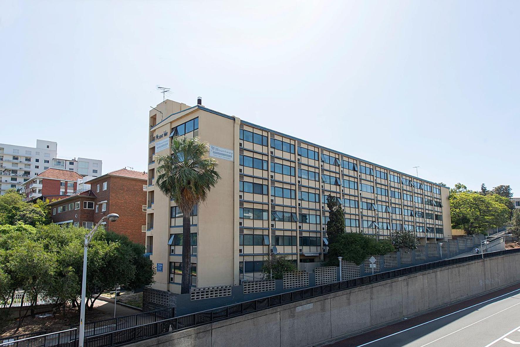 Aparthotel Mountway 2*